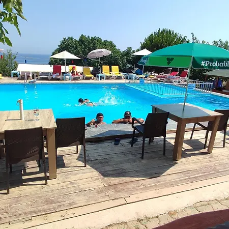 Makara Camp אתר קמפינג