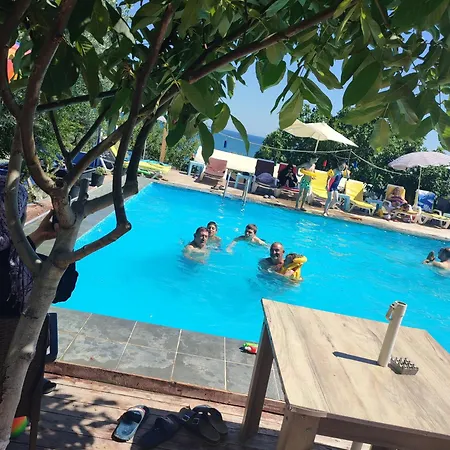 مكان تخييم Makara Camp *